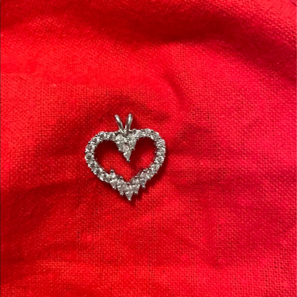 925 sterling silver heart pendant with CZ
